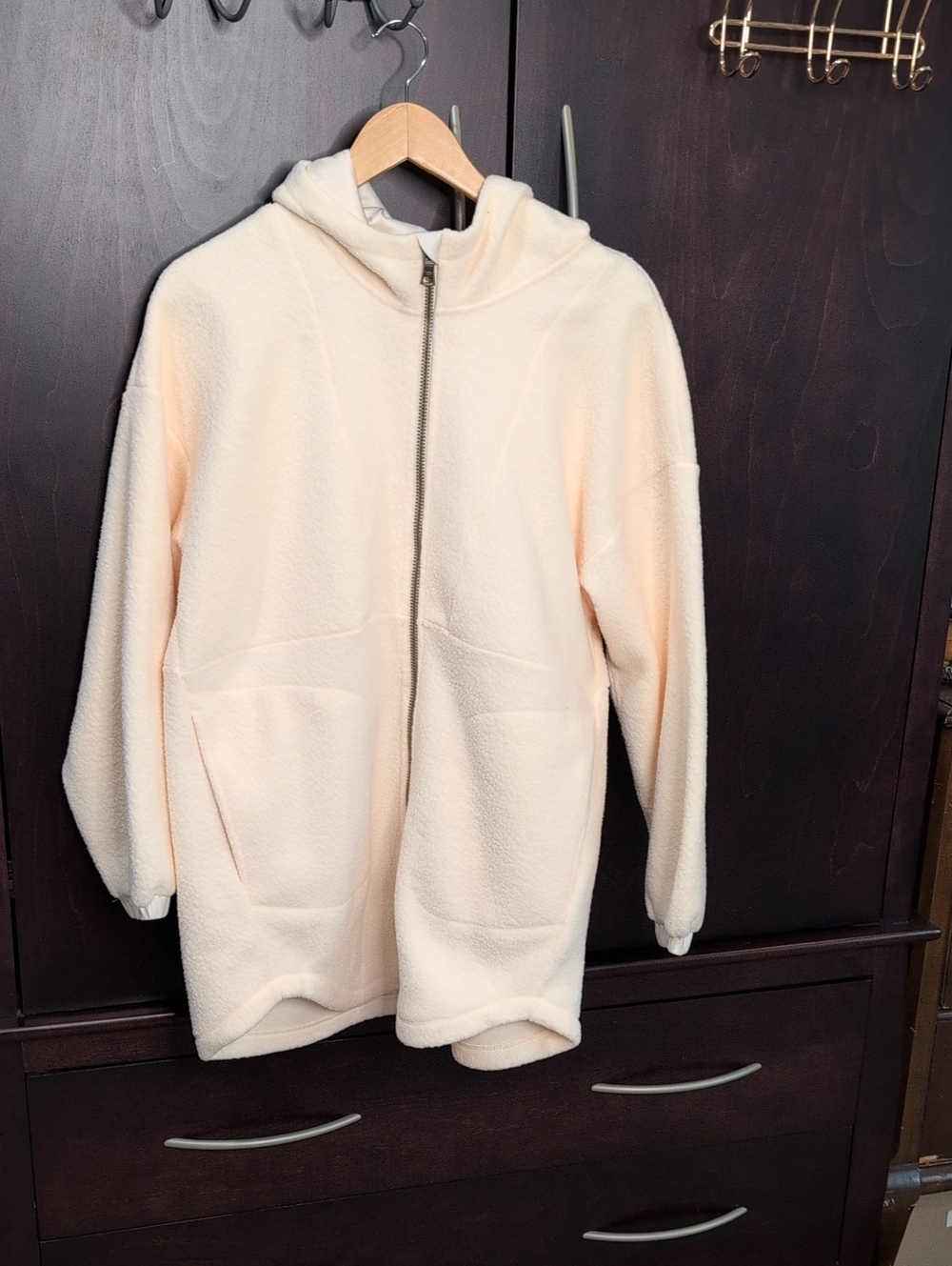 RHONE Cream Full-Zip Teddy Jacket with Hood Small